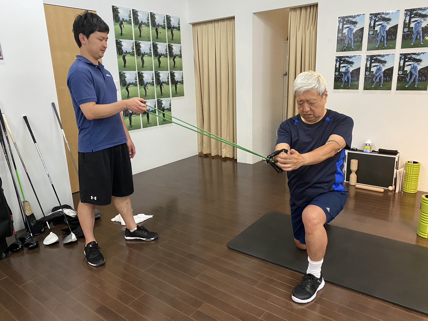 特徴1